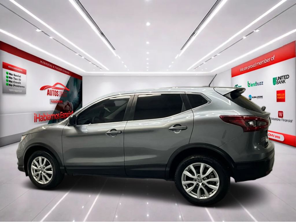 Used 2022 Nissan Rogue Sport S image 5