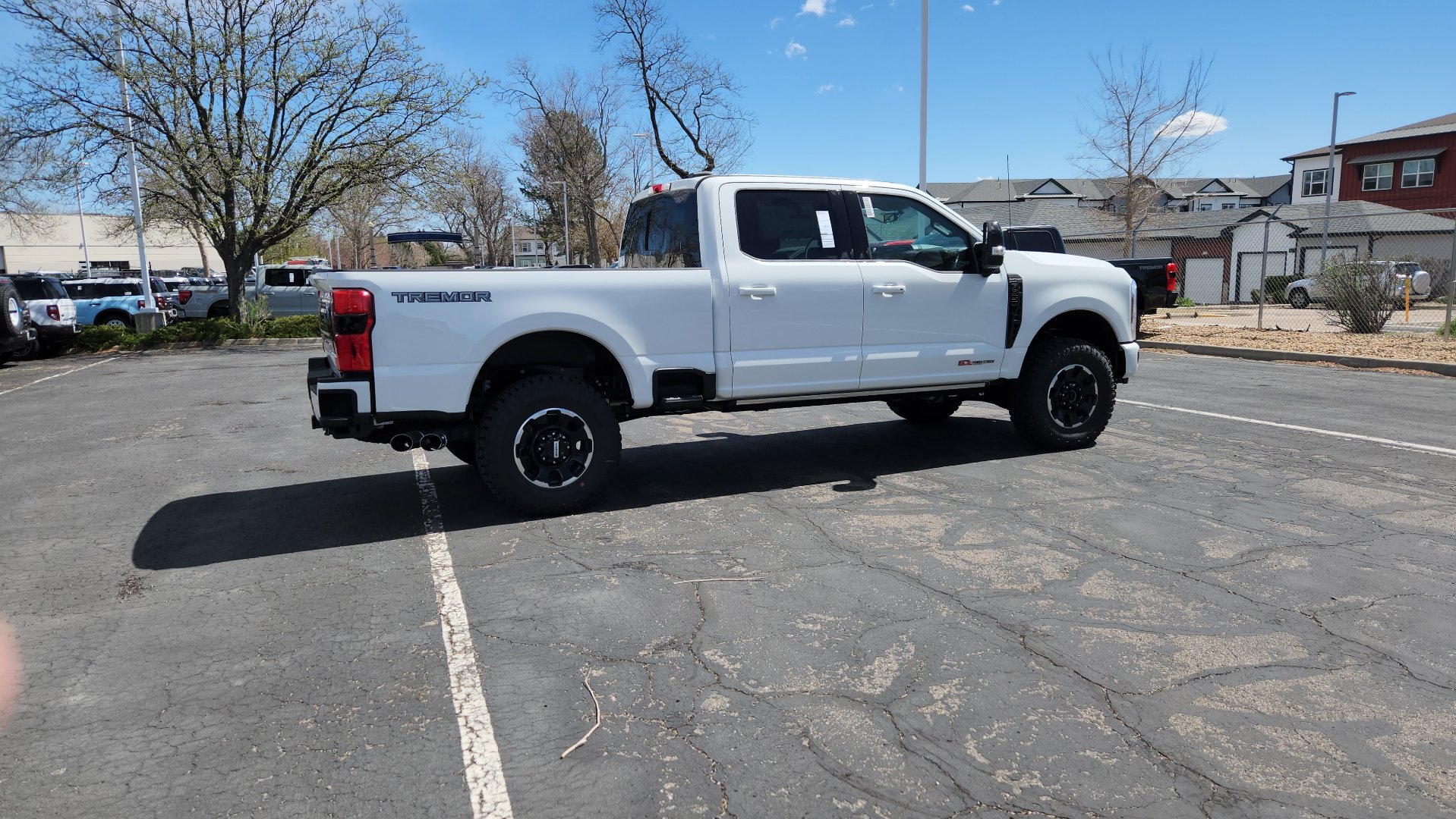 New 2026 Ford F350 Platinum w/ Tremor Off-Road Package AWD/4WD image 15