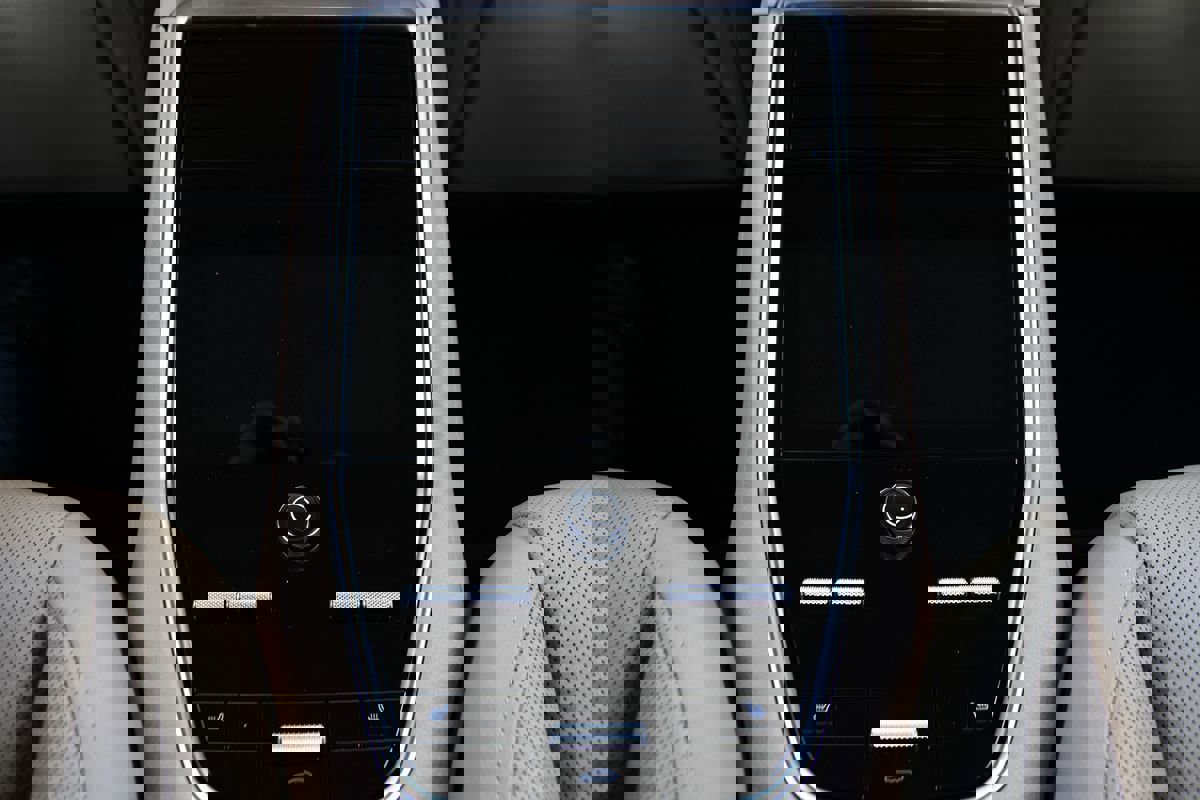 Used 2021 Porsche Panamera w/ Premium Package image 42