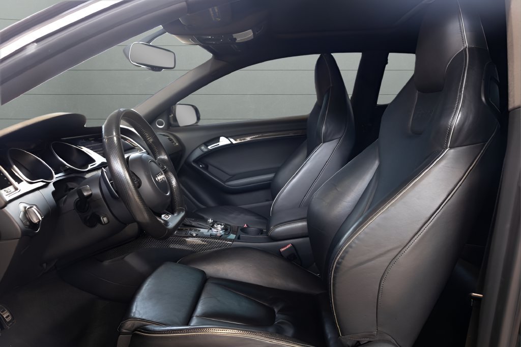 Used 2015 Audi RS 5 Coupe w/ Technology Package AWD/4WD image 95