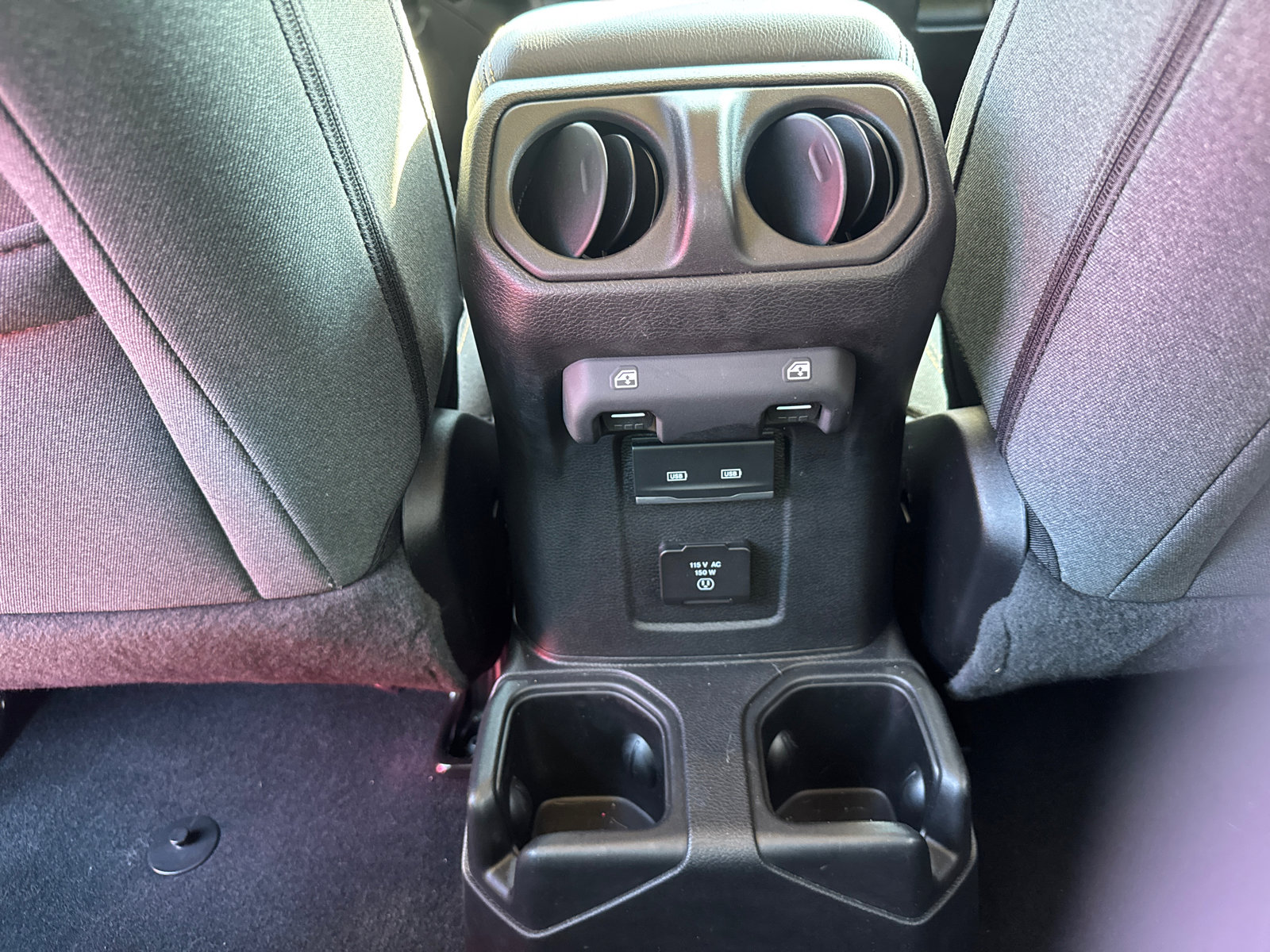 Used 2024 Jeep Wrangler Sahara w/ Safety Group image 7