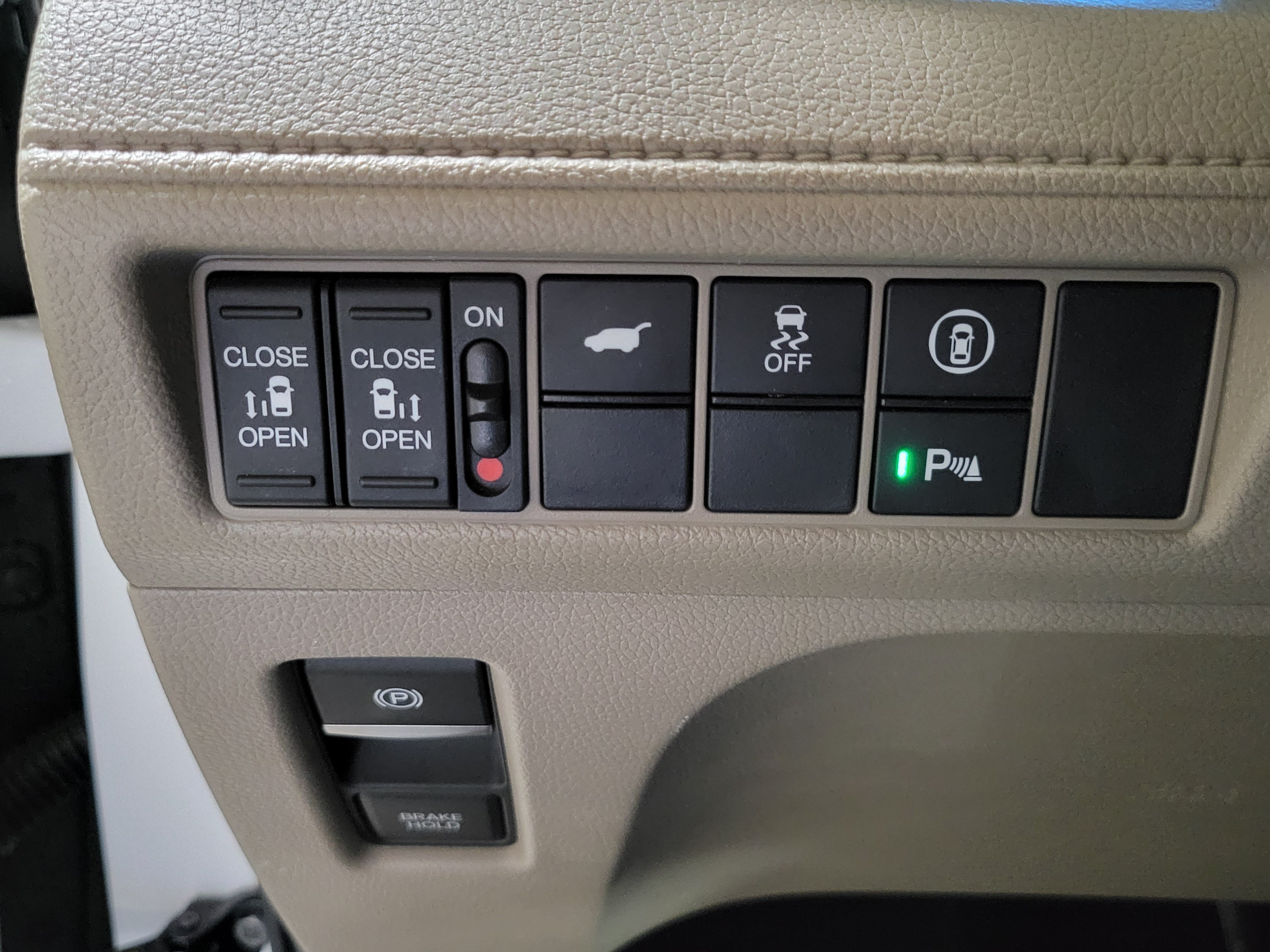 Certified 2024 Honda Odyssey Touring image 26