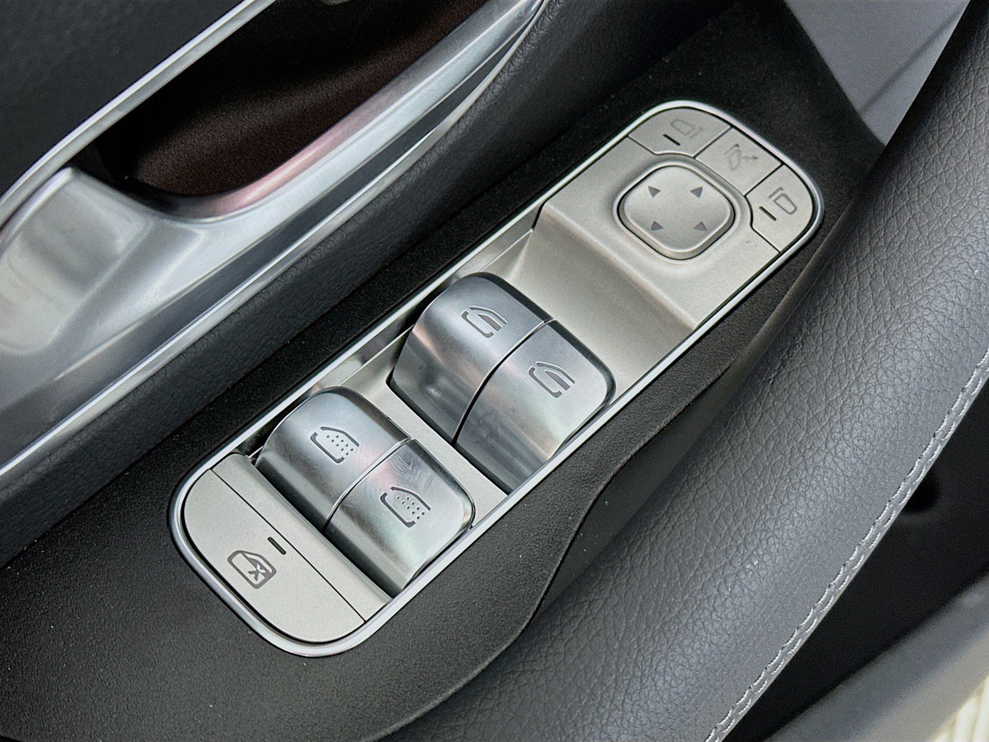 New 2026 Mercedes-Benz GLS 580 4MATIC image 19