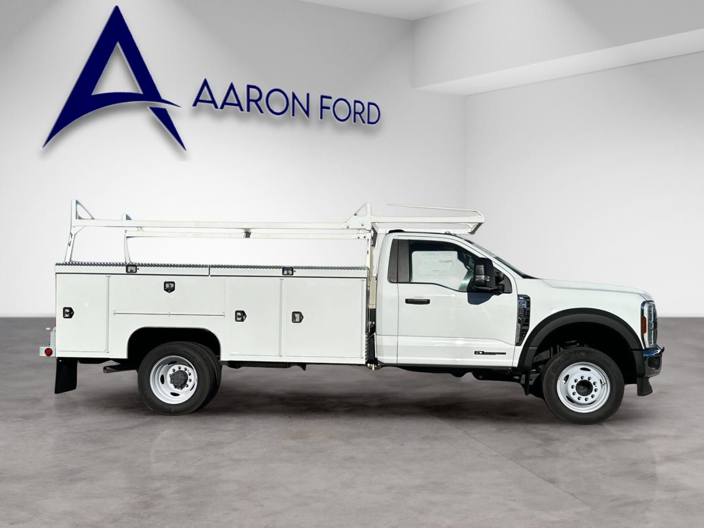Used 2024 Ford F550 2WD Regular Cab Super Duty w/ XL Chrome Package image 7