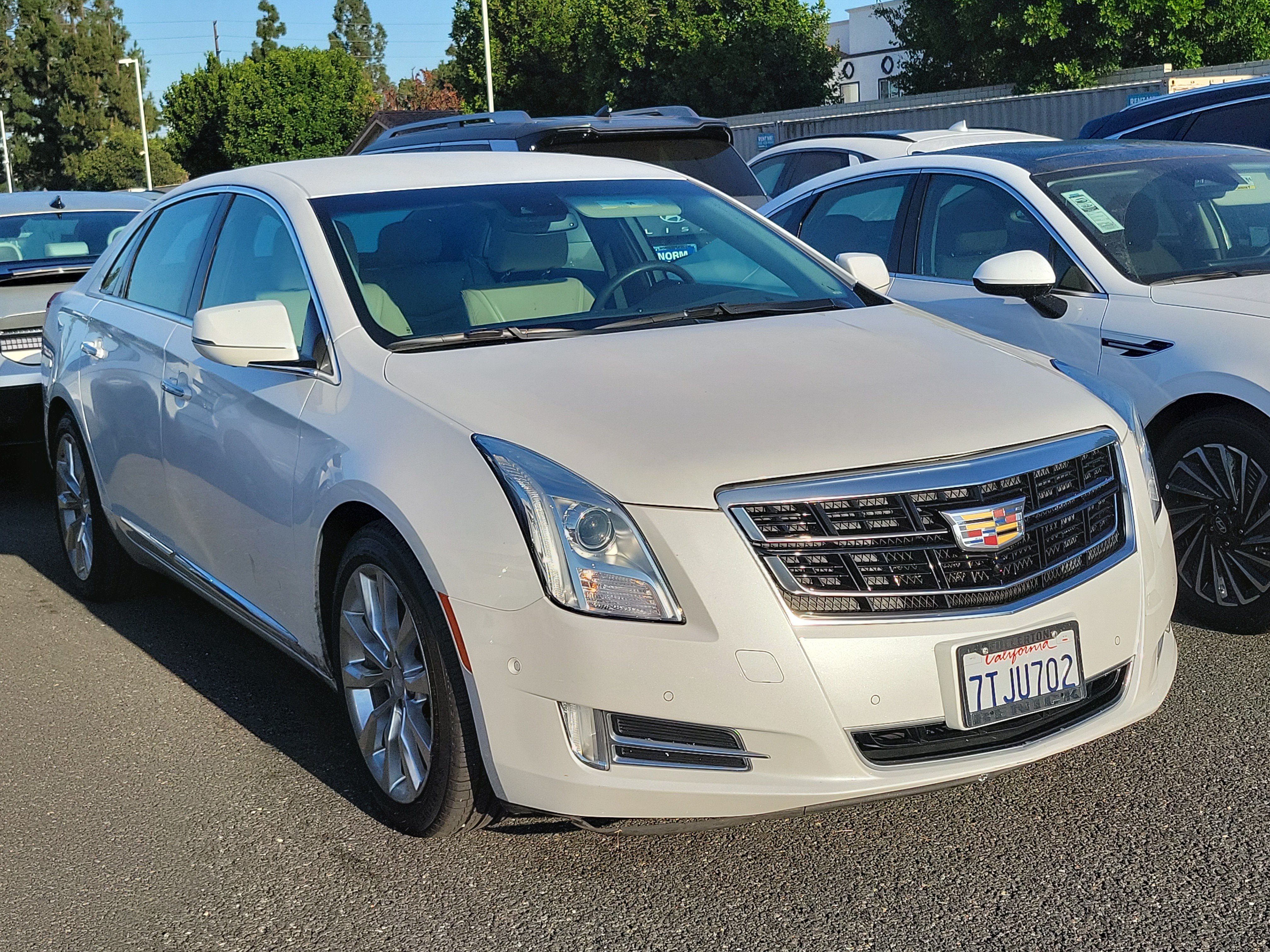 Used 2016 Cadillac XTS Luxury w/ Driver Awareness Package FWD image 3