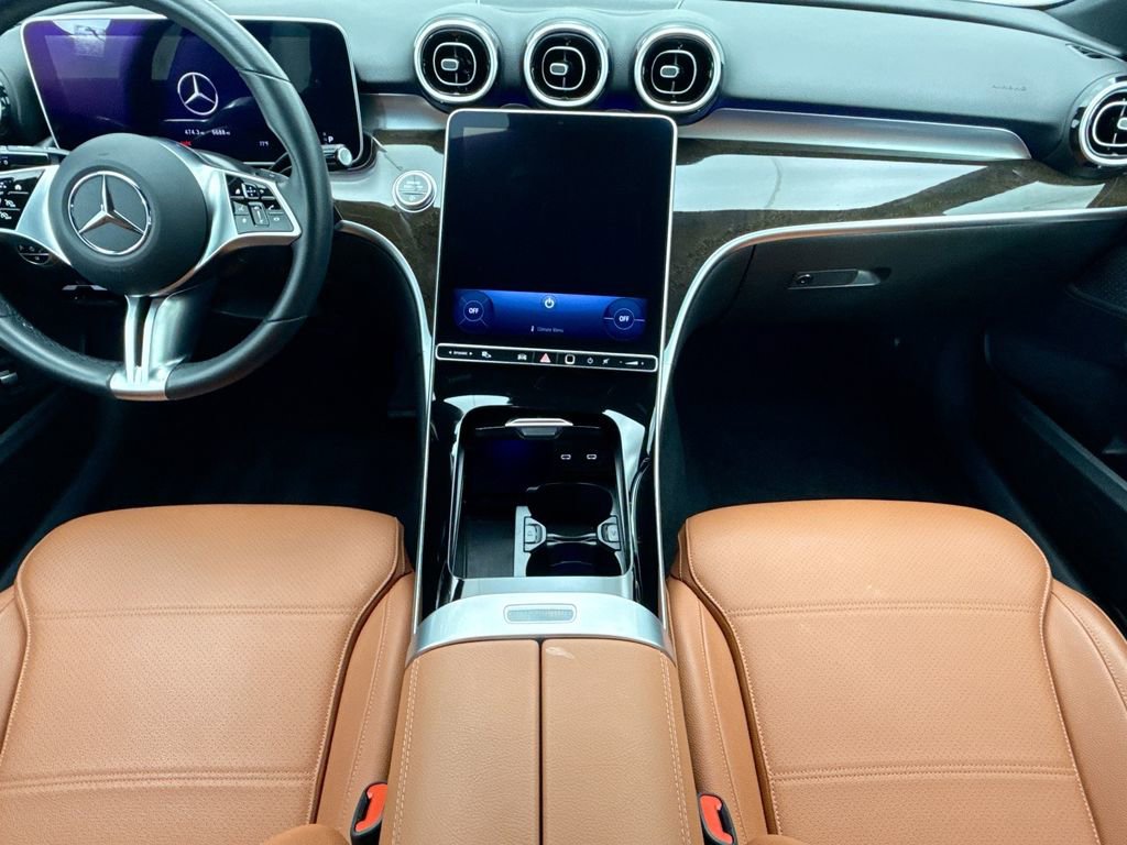 Used 2025 Mercedes-Benz C 300 Sedan image 13