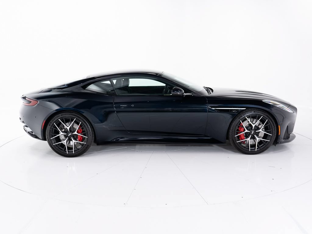 Used 2025 Aston Martin DB12 Coupe RWD image 6