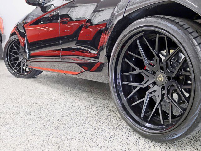 Used 2022 Lamborghini Urus AWD/4WD image 14