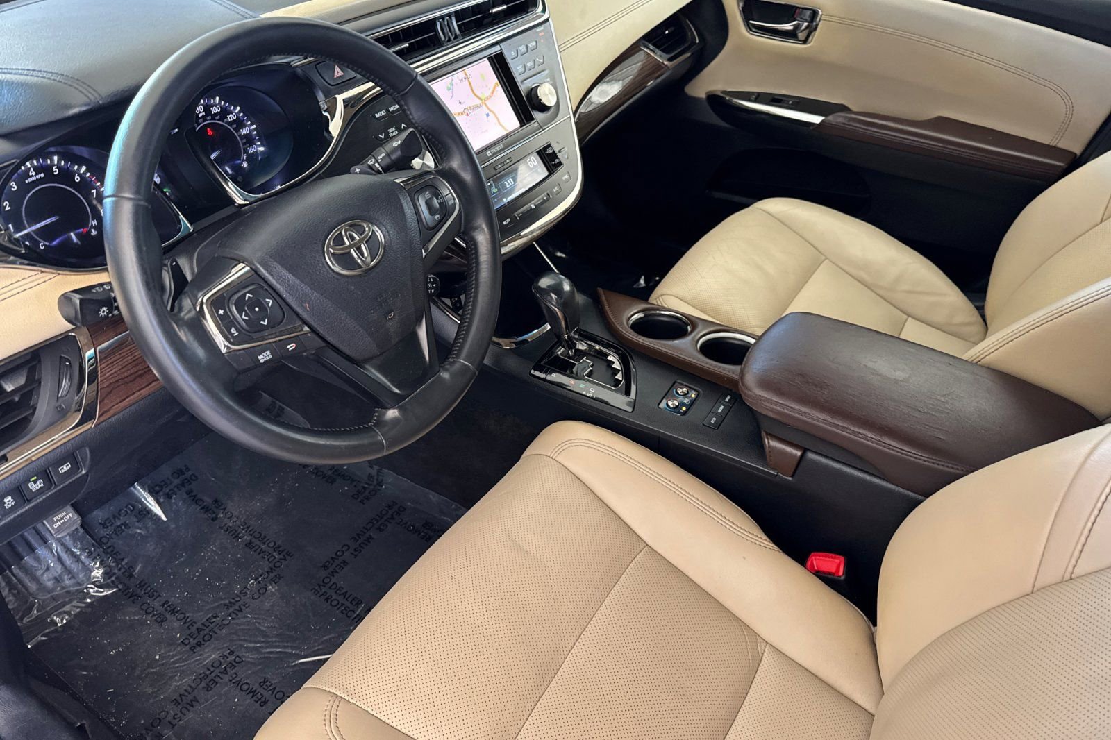 Used 2014 Toyota Avalon Limited FWD image 10