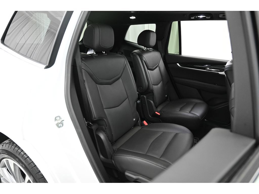 Certified 2025 Cadillac XT6 Premium Luxury image 18