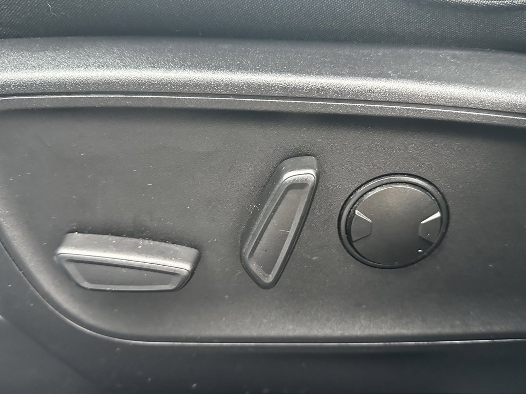 Used 2023 Ford Escape Active image 19