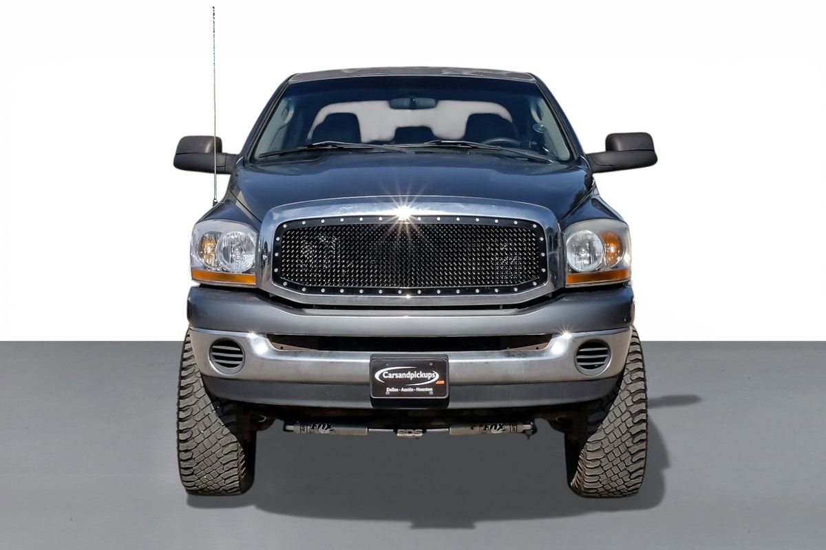 Used 2006 Dodge Ram 2500 Truck SLT image 3