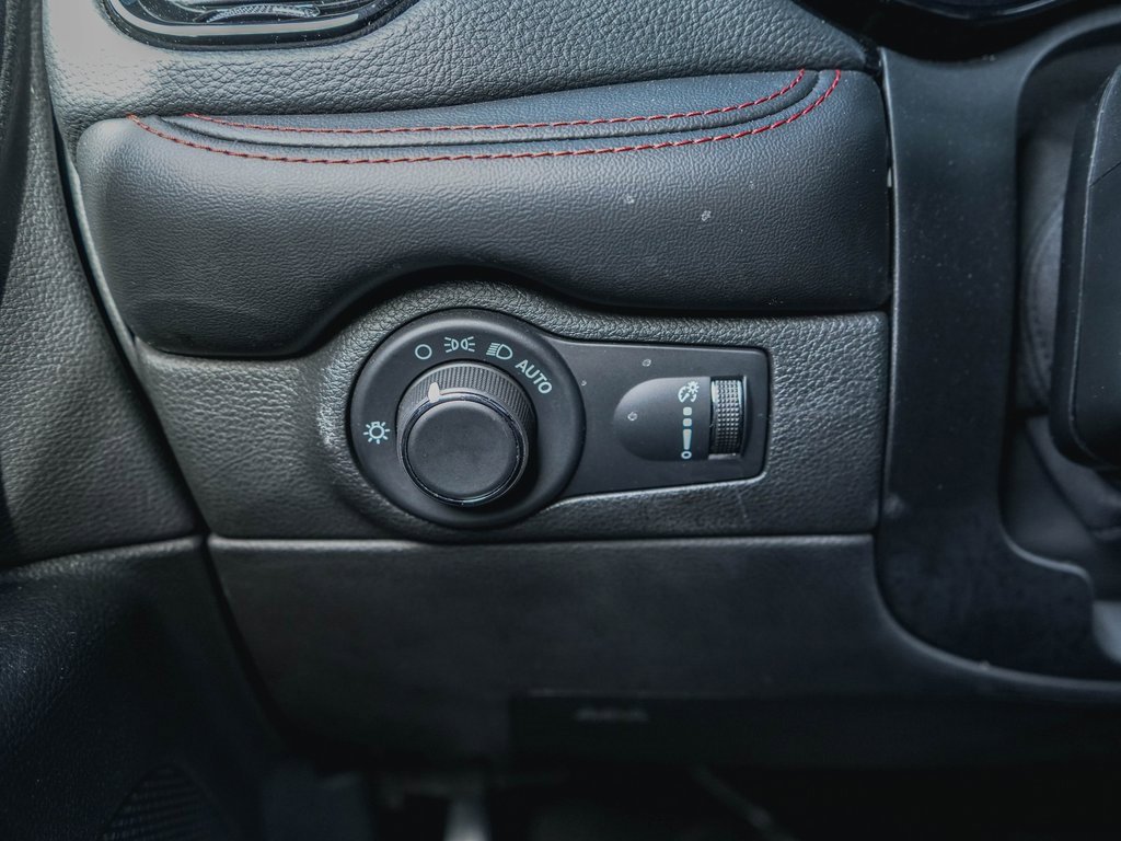 Used 2024 Dodge Durango GT image 19