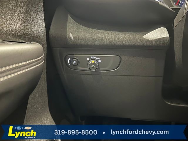 Used 2021 Buick Envision Essence image 17