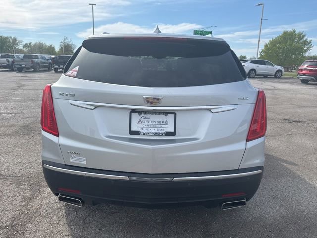 Used 2017 Cadillac XT5 Luxury w/ Driver Awareness Package image 16