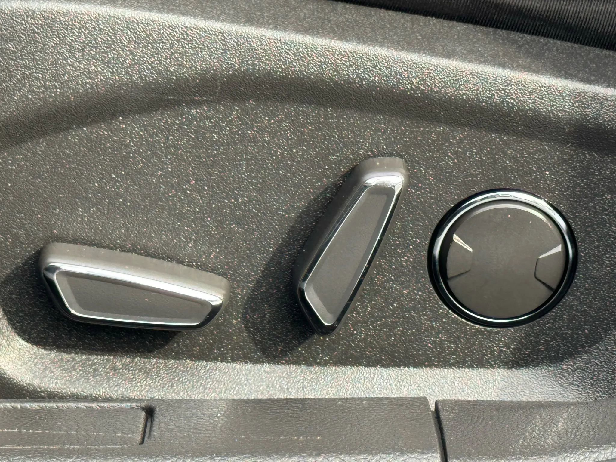 Used 2015 Ford Fusion SE image 28