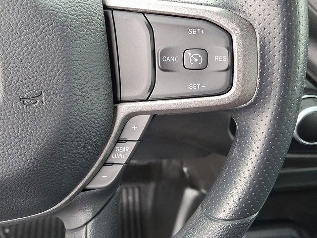 Used 2024 RAM 2500 Tradesman w/ Chrome Appearance Group AWD/4WD image 16