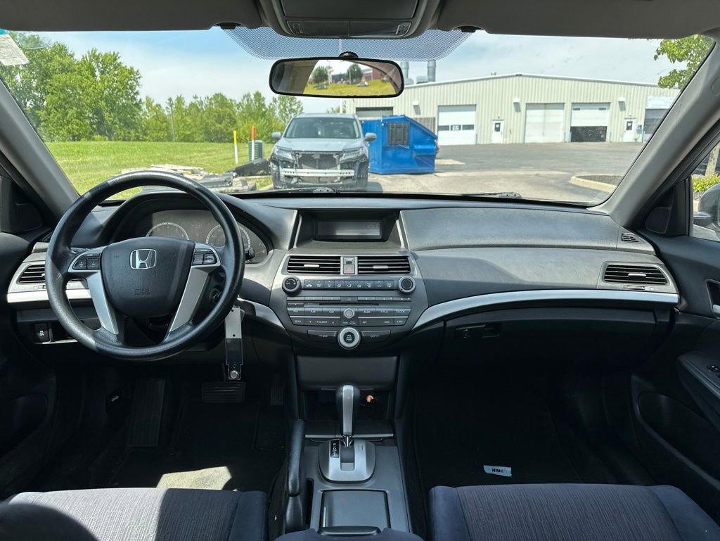 Used 2011 Honda Accord LX image 19