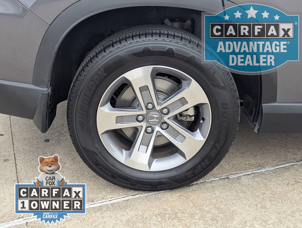 Used 2025 Honda Pilot EX-L image 3