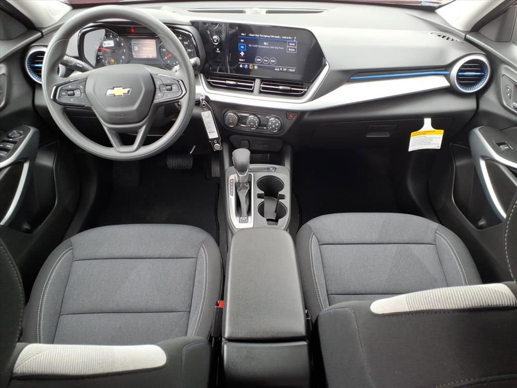 New 2026 Chevrolet Trax LS w/ Driver Confidence Package image 14