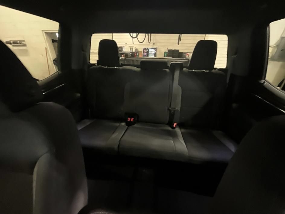 Used 2025 Chevrolet Silverado 1500 LT AWD/4WD image 27