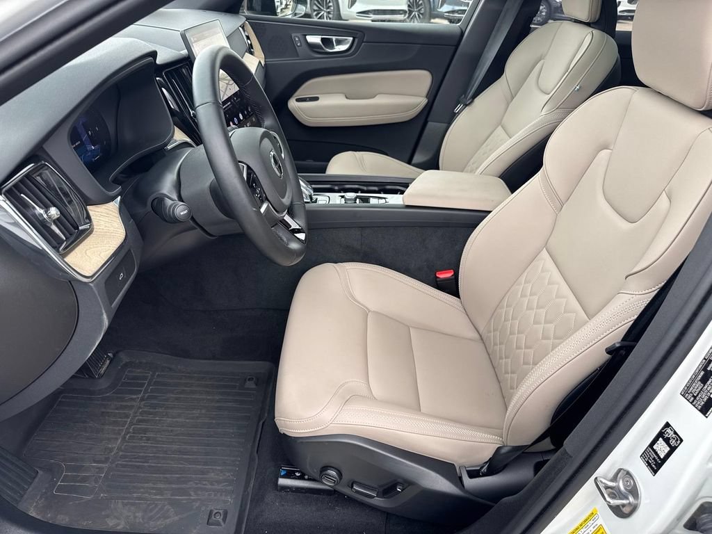 Certified 2026 Volvo XC60 B5 Plus w/ Protection Package Premier AWD/4WD image 8