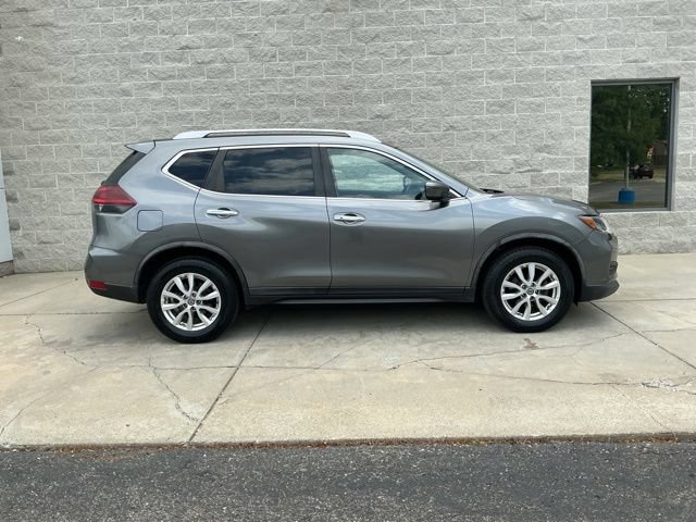 Used 2020 Nissan Rogue SV FWD image 11