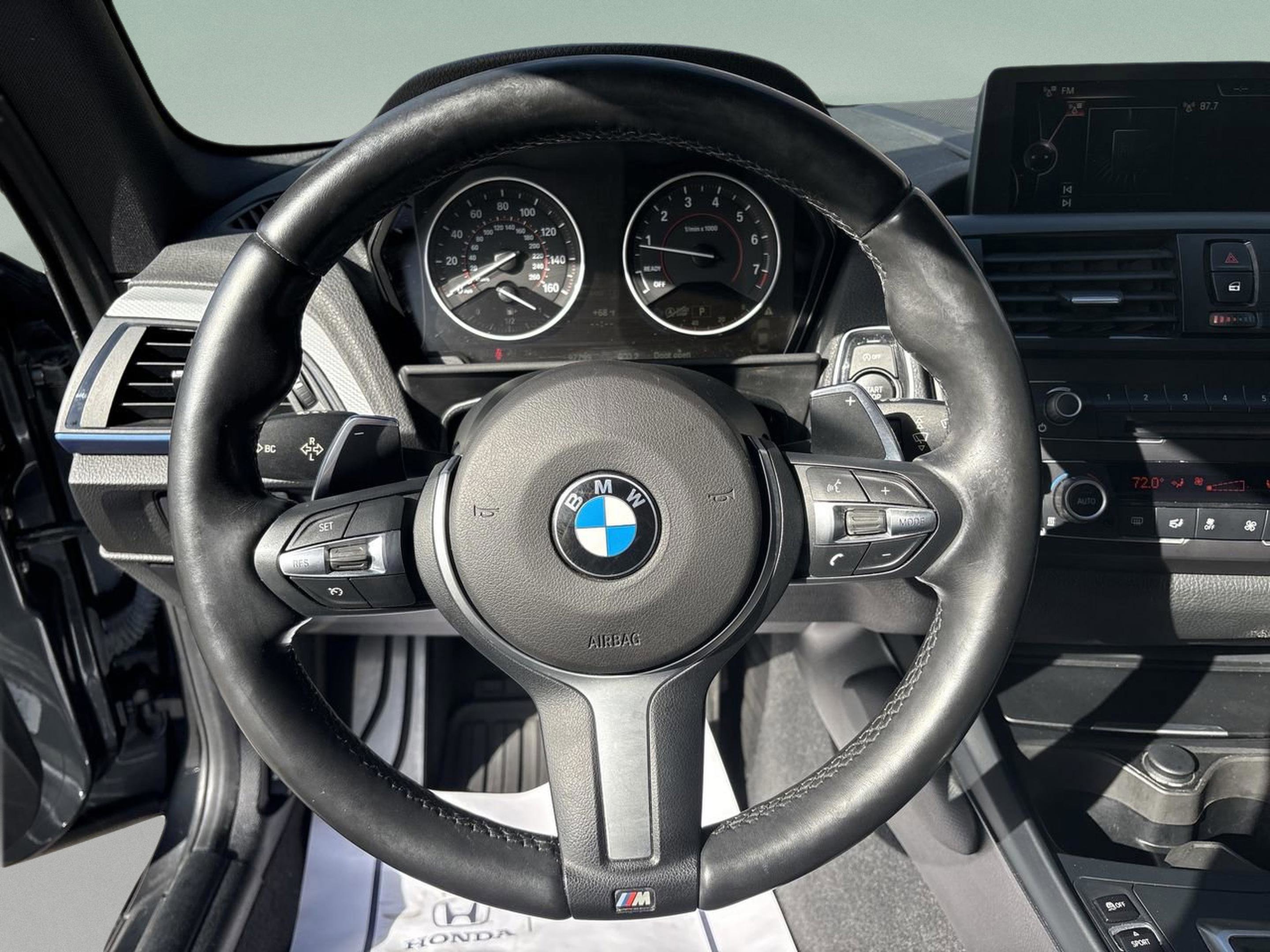 Used 2015 BMW M235i xDrive Coupe image 11
