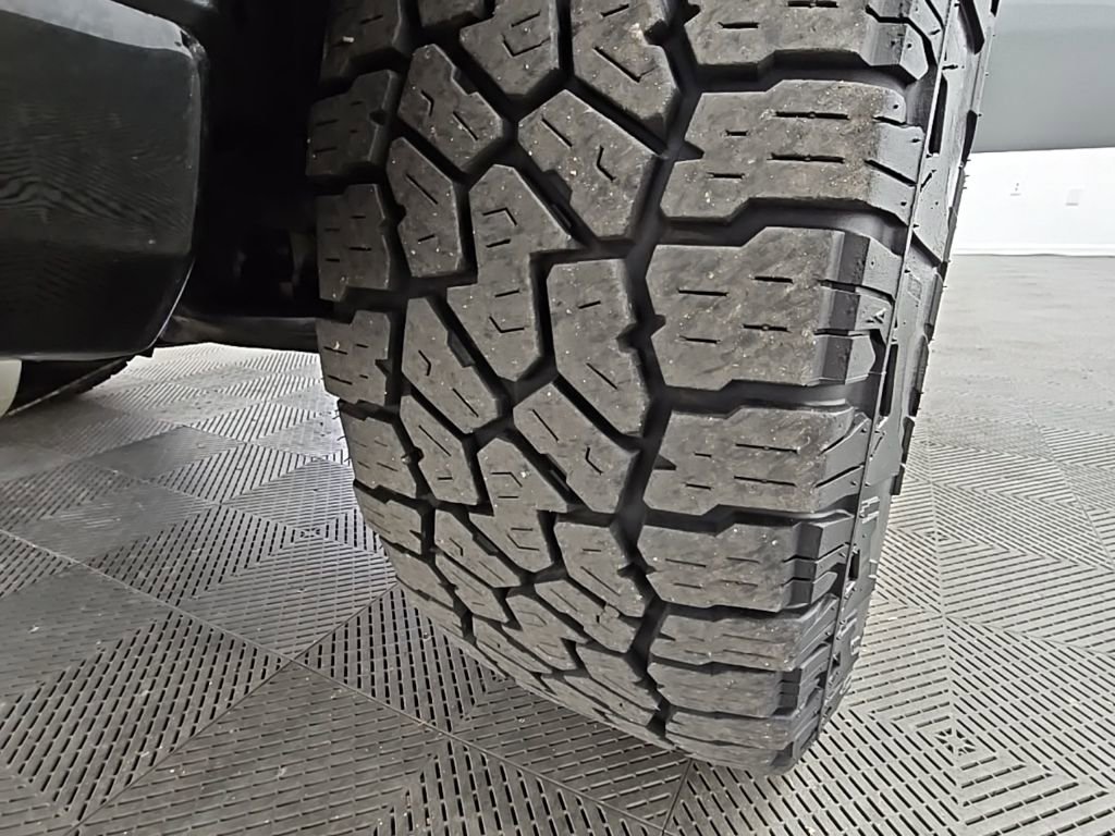 Used 2024 Chevrolet Silverado 1500 ZR2 image 48