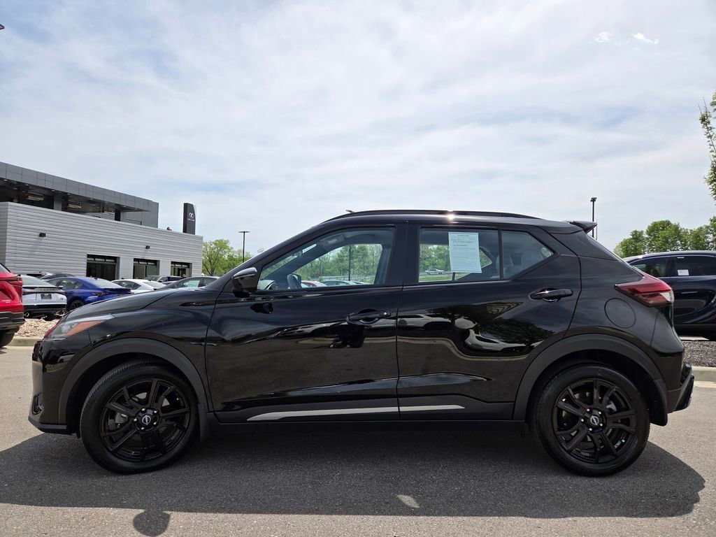 Used 2024 Nissan Kicks SR w/ SR Premium Package image 27