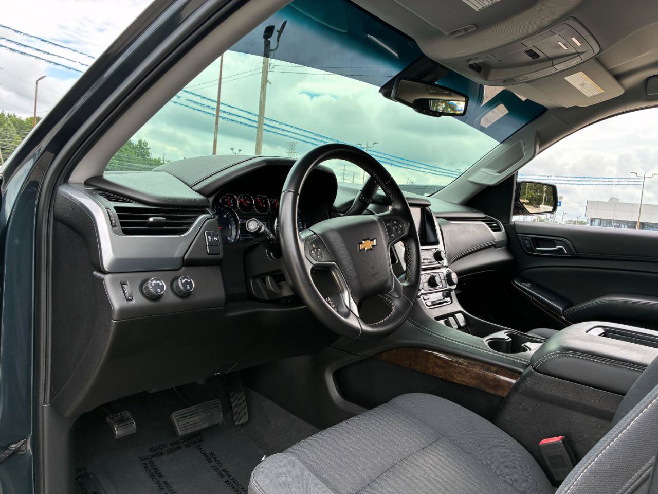 Used 2019 Chevrolet Tahoe LS AWD/4WD image 13