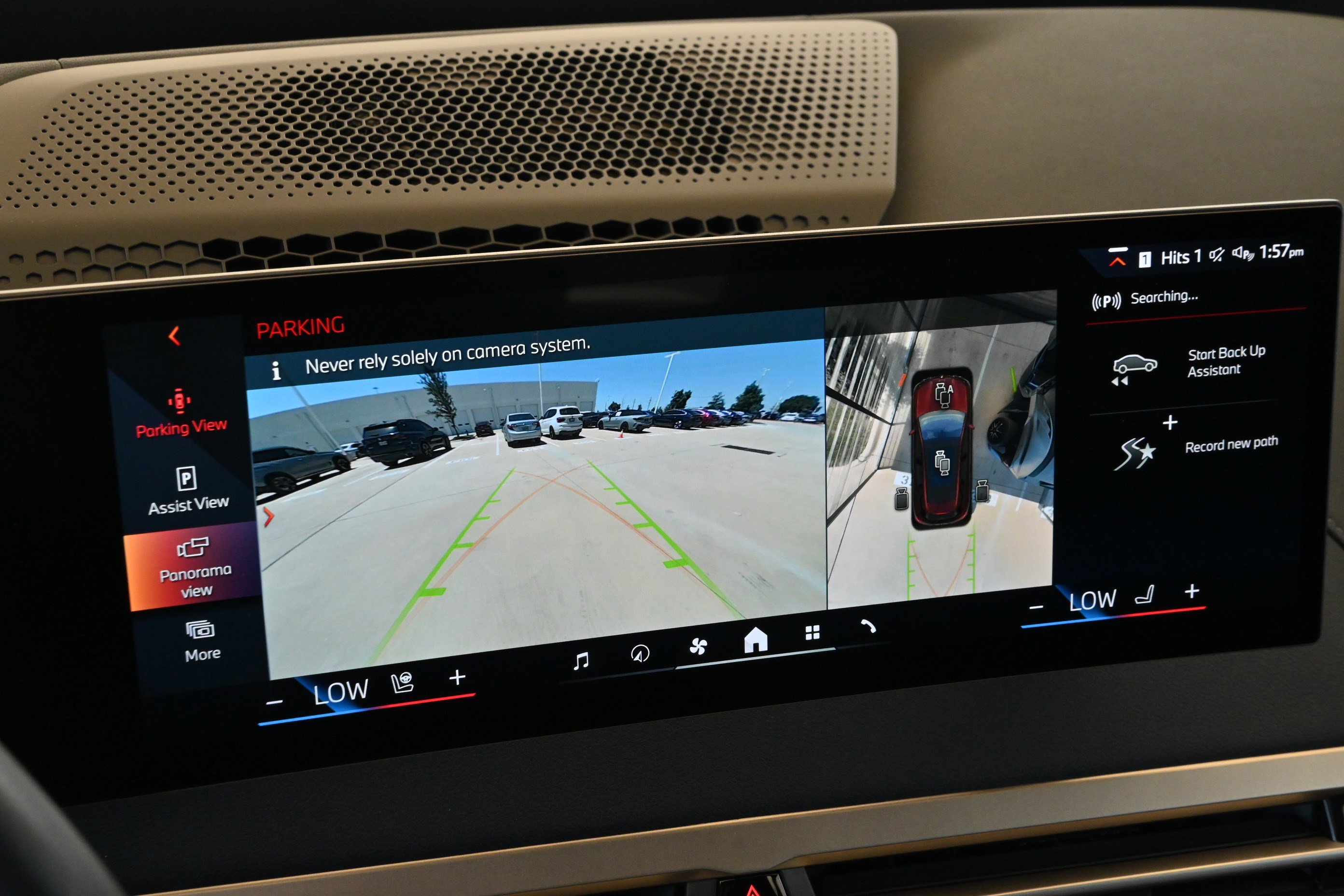 Certified 2025 BMW iX xDrive50 AWD/4WD image 18
