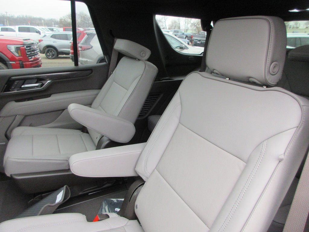 New 2026 GMC Yukon Elevation w/ Elevation Premium Package image 12