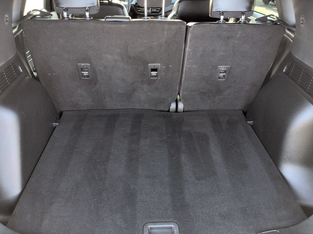 Used 2025 Ford Escape ST-Line FWD image 29