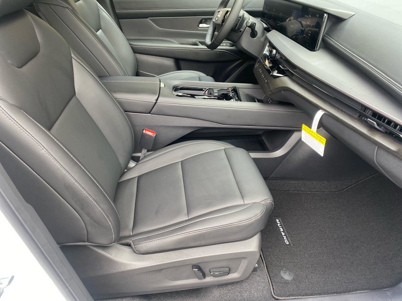 Used 2025 Nissan Murano SV w/ Cargo Package image 6