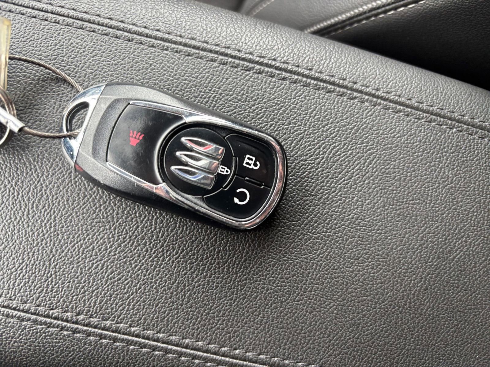Used 2025 Buick Encore GX Preferred FWD image 21