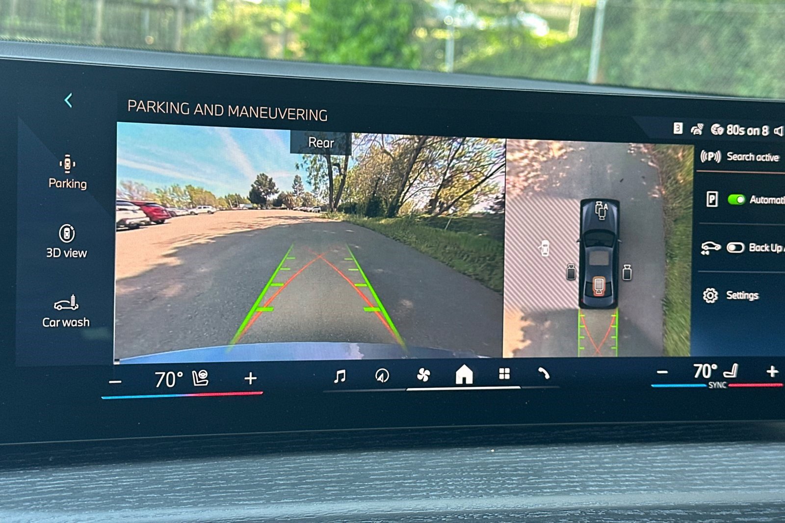 Used 2025 BMW 330i Sedan w/ Convenience Package image 25