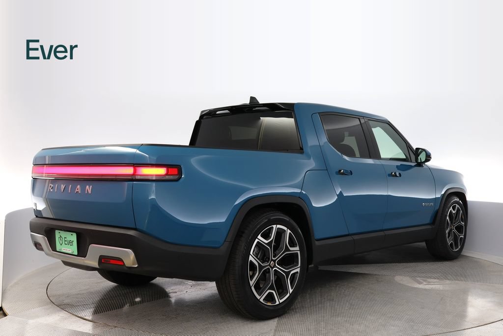 Used 2025 Rivian R1T Adventure Dual AWD/4WD image 3