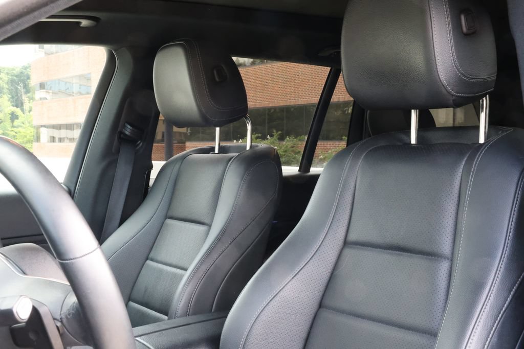 Used 2021 Mercedes-Benz GLS 450 4MATIC image 15