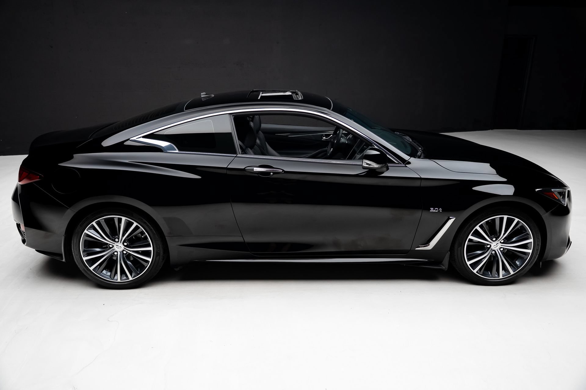 Used 2019 INFINITI Q60 3.0t Luxe AWD/4WD image 36