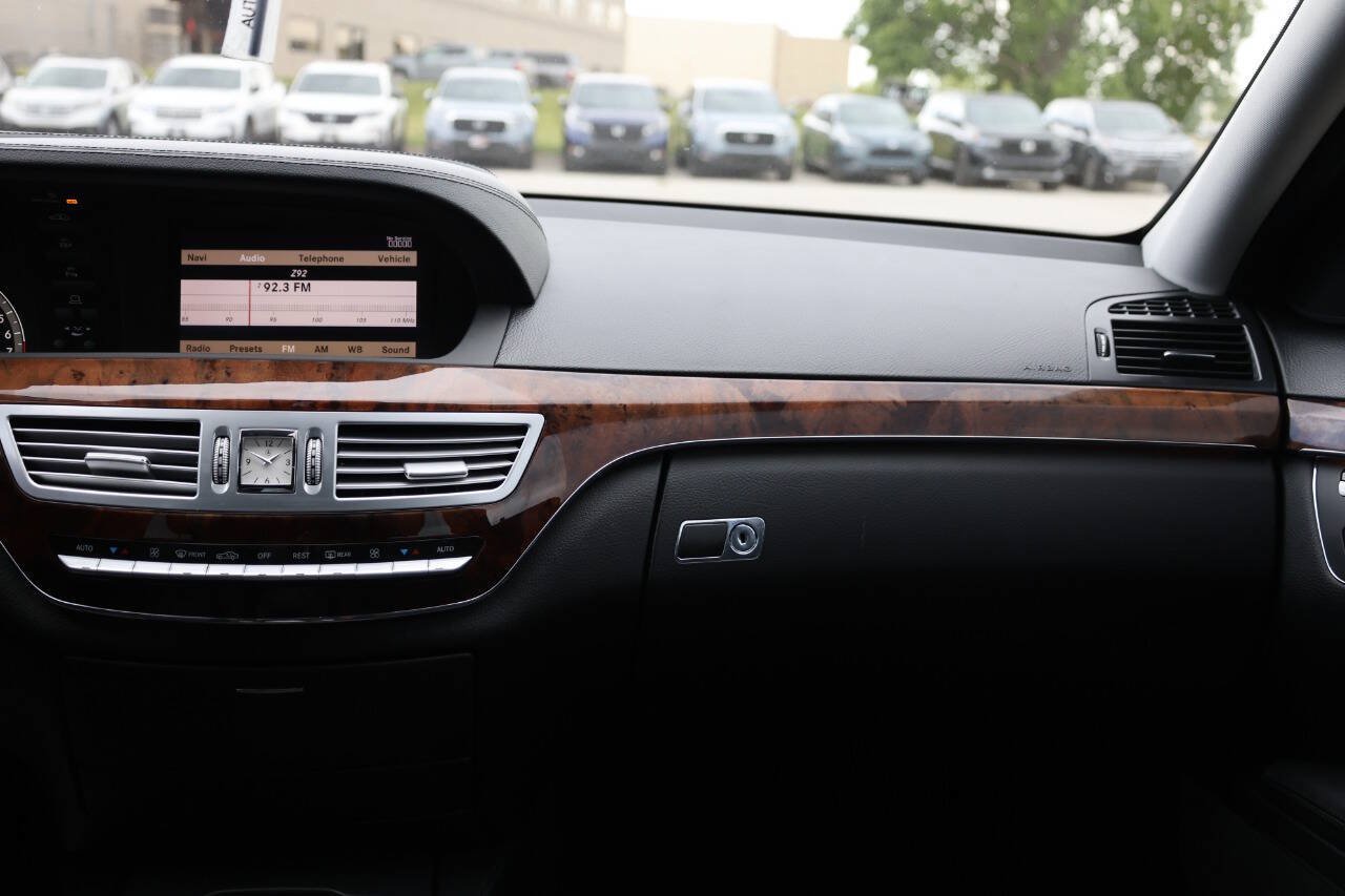Used 2007 Mercedes-Benz S 550 image 24