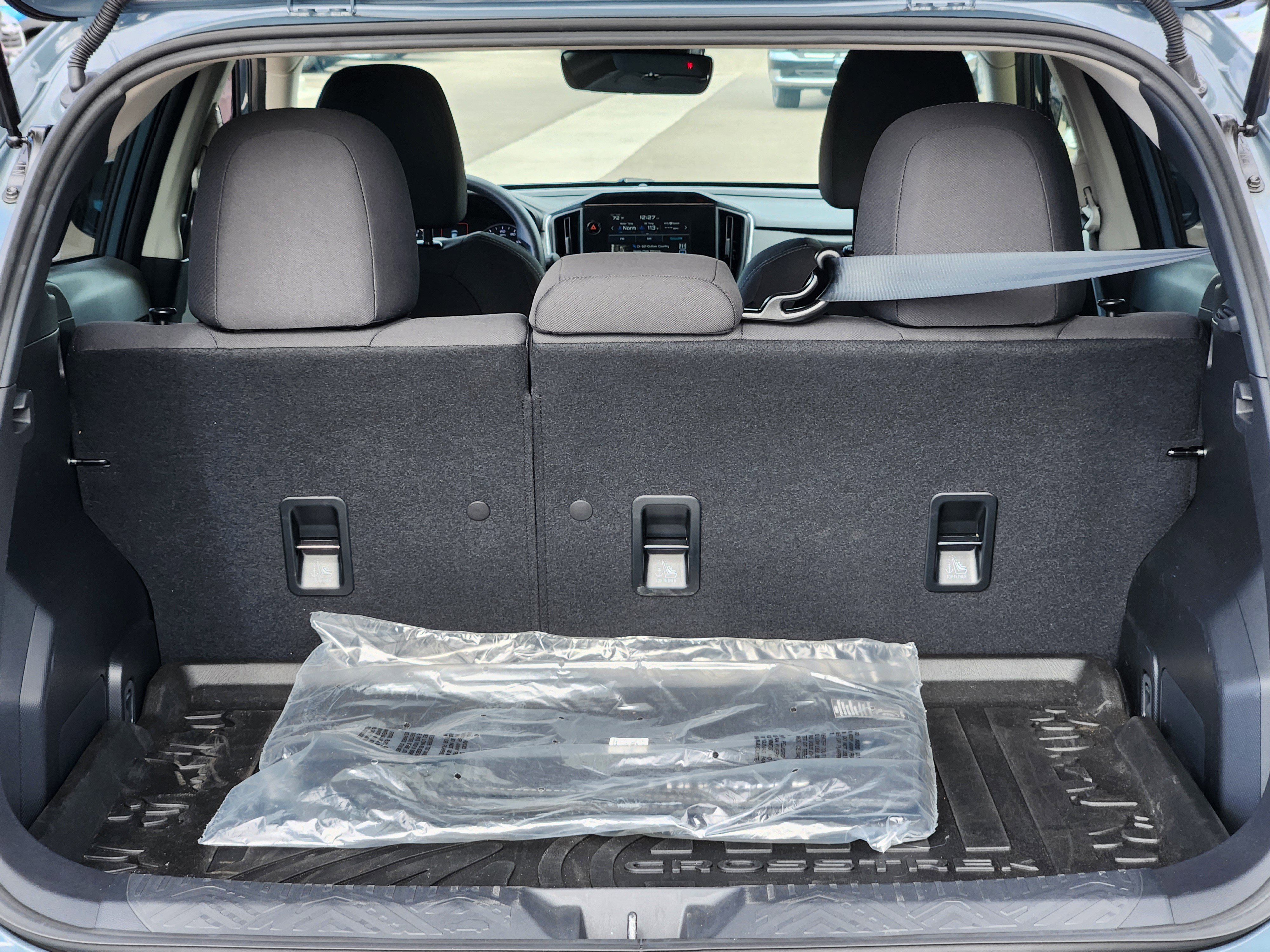 Used 2025 Subaru Crosstrek 2.0i Premium image 12