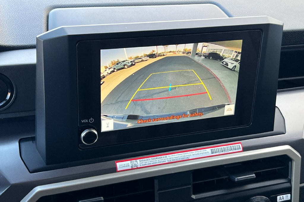 Certified 2025 Toyota Tacoma SR5 AWD/4WD image 22
