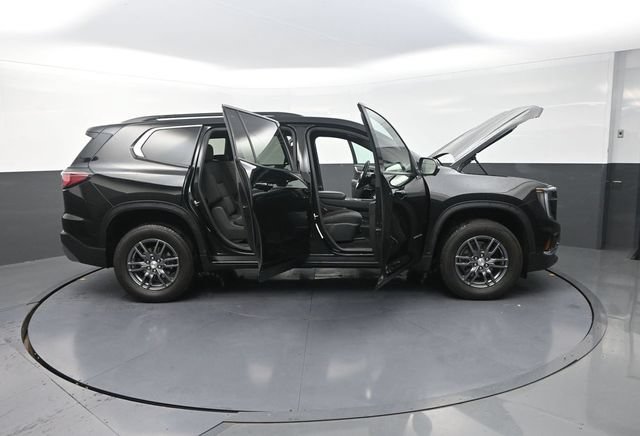 Used 2025 GMC Acadia Elevation FWD image 47