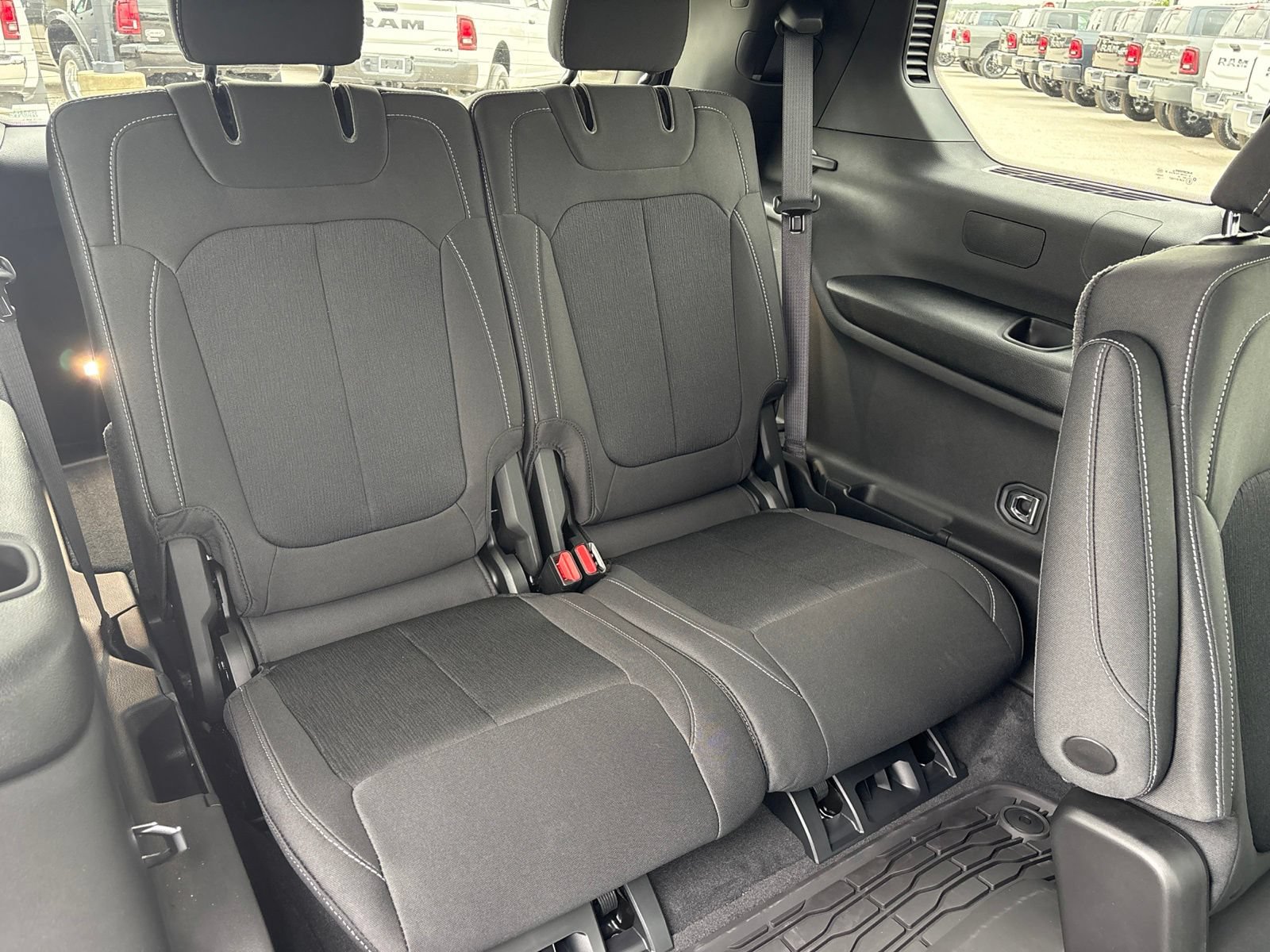 New 2026 Jeep Grand Cherokee L Laredo RWD image 18