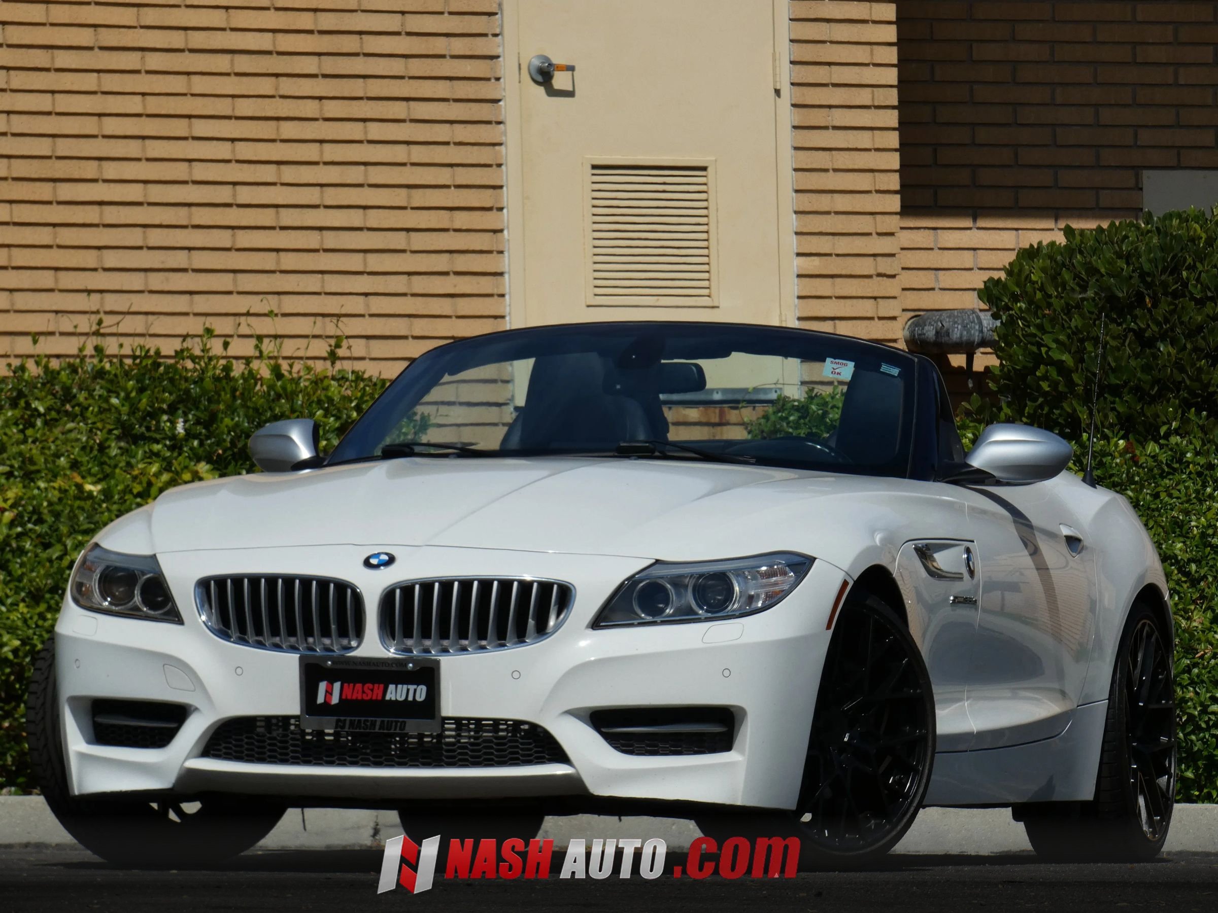Used 2015 BMW Z4 sDrive35is RWD image 17