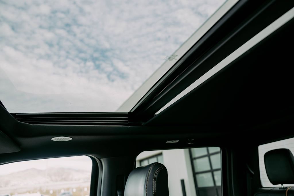 Used 2024 Ford F350 Platinum image 21