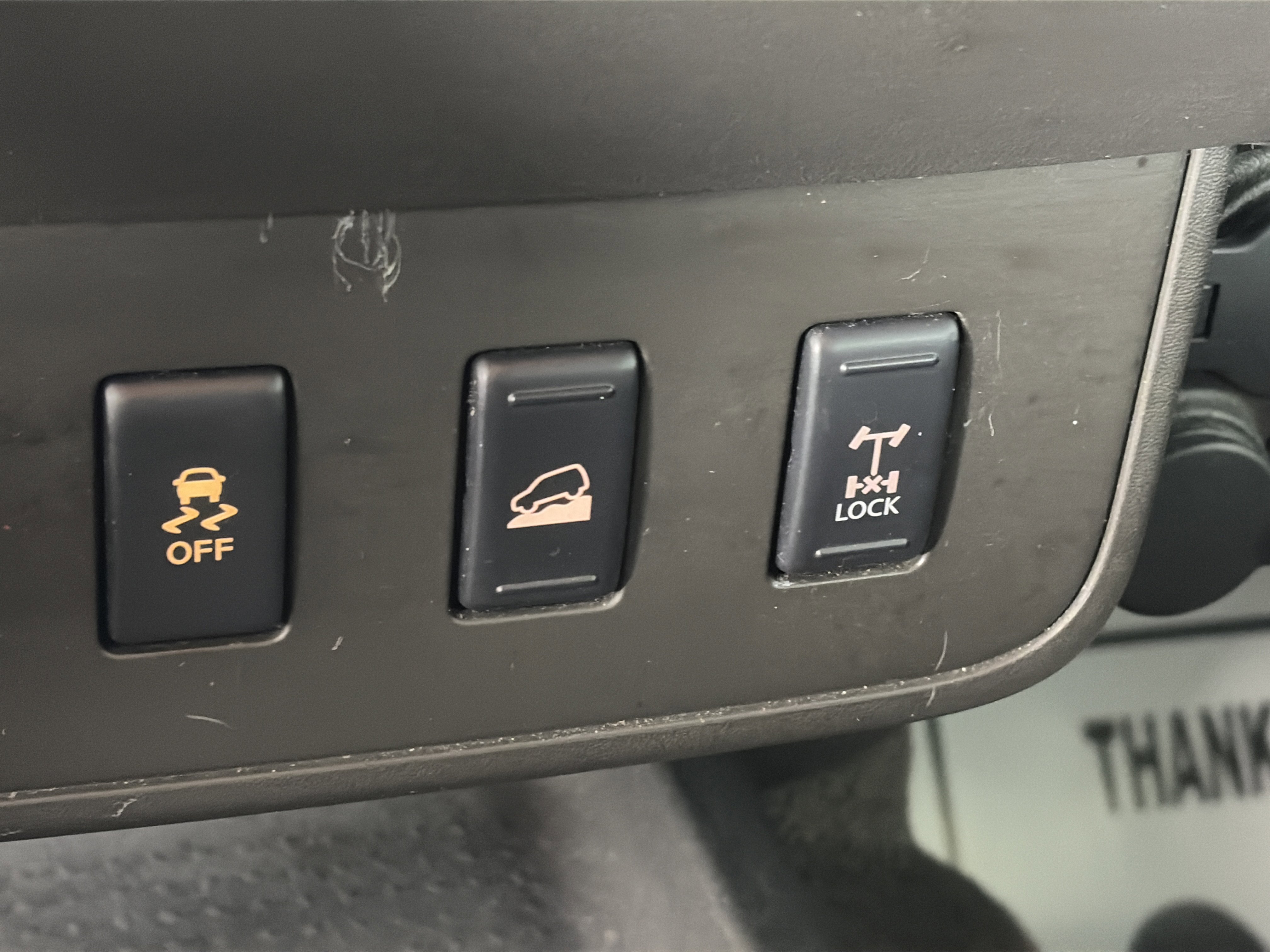 Used 2013 Nissan Xterra PRO-4X w/ Pro-4x Leather Pkg image 25