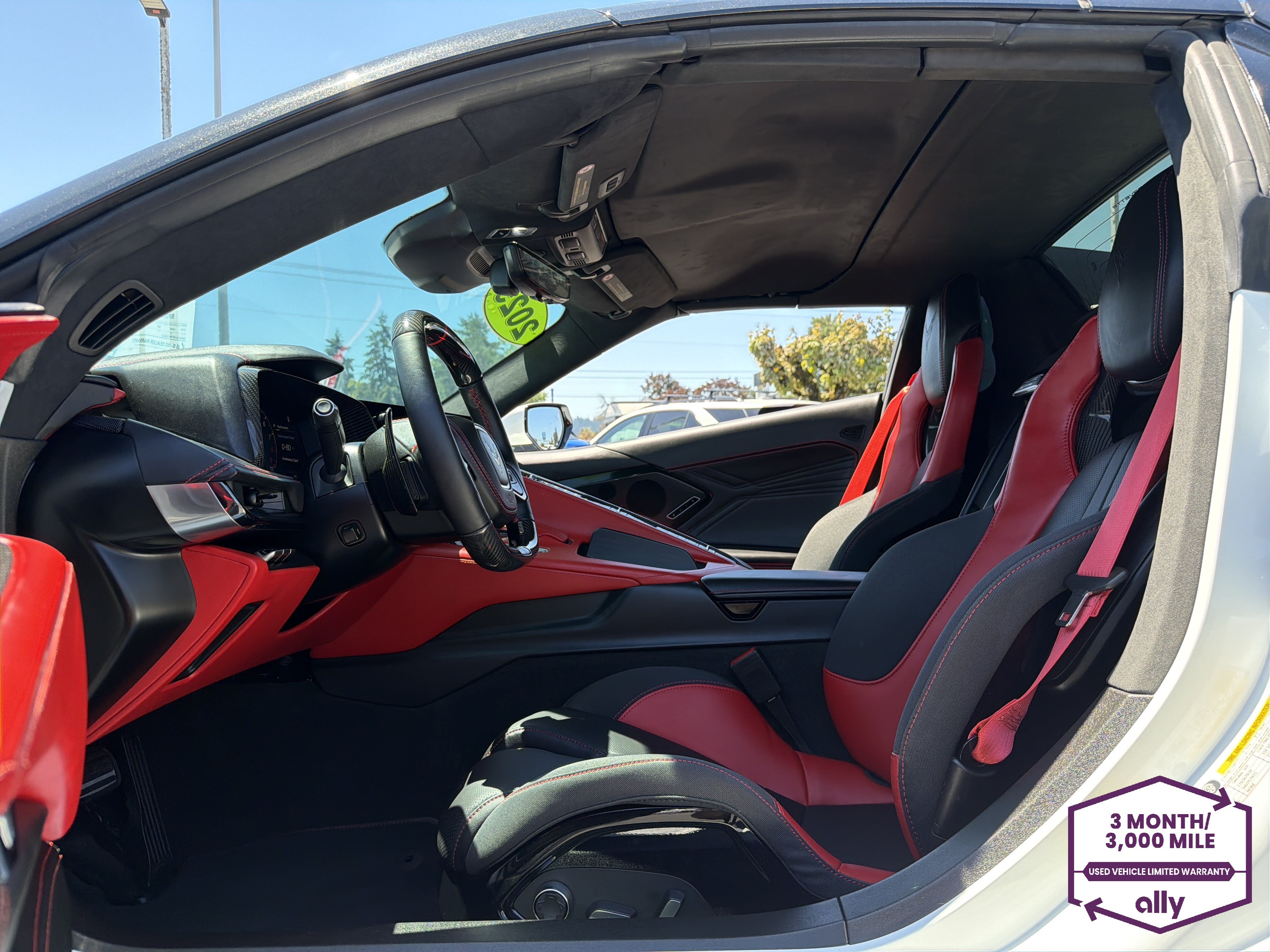 Used 2025 Chevrolet Corvette Z06 RWD image 9