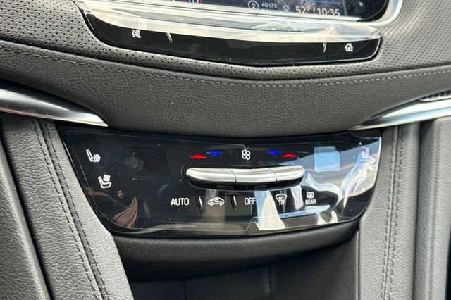 New 2026 Cadillac XT5 Sportv w/ LPO, Floor Liner Package image 21